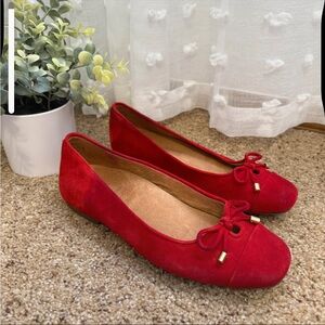 Vionic Red Women's Flats with Bow Detail